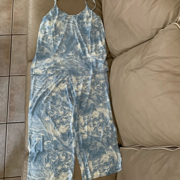 SOMA COOL NIGHTS Cami/Crop pants pajama set - Picture 7 of 13